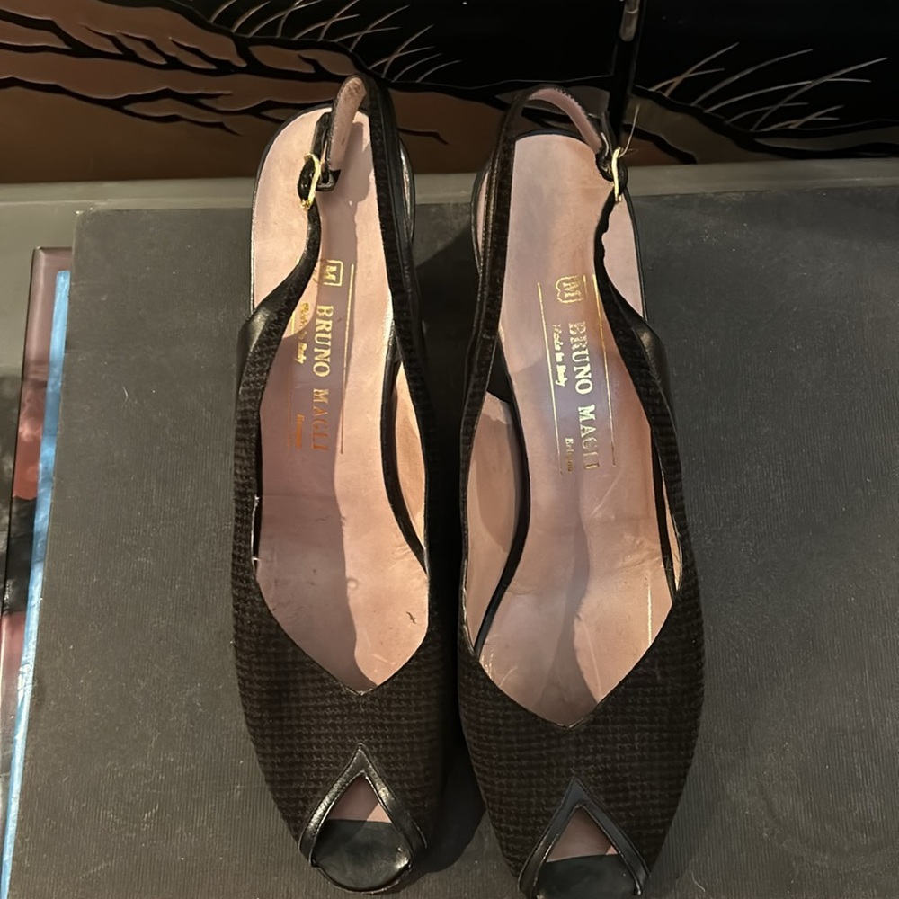Vintage Bruno Magli black slingback heels size 9.5 - Picture 3 of 17